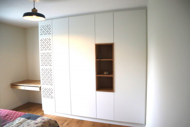 Dressing, penderie et bureau ©Matthias Pallot
